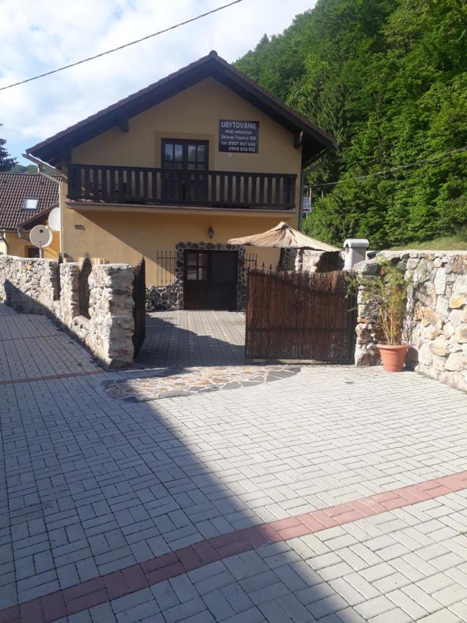Ubytovanie Pod Hradom Sklené Teplice Exterior foto